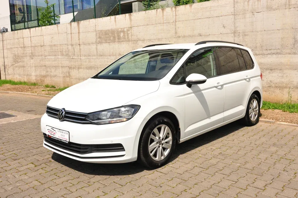 Volkswagen Touran 2.0 TDI DSG Comfortline • 150 CP • 2021