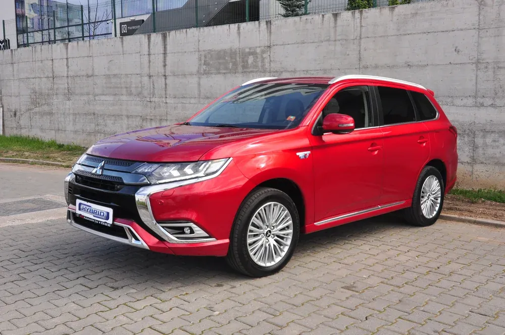 Mitsubishi Outlander 2.4 4WD PHEV Intense