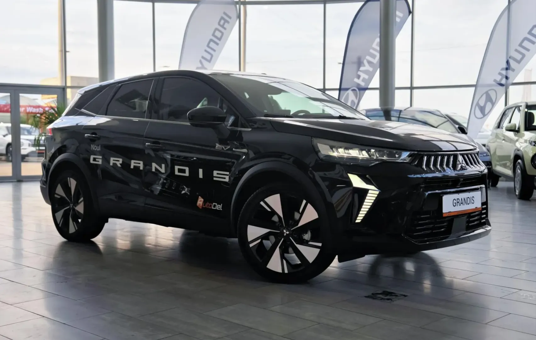 Mitsubishi Grandis 1.8 HEV Intense StyleCold