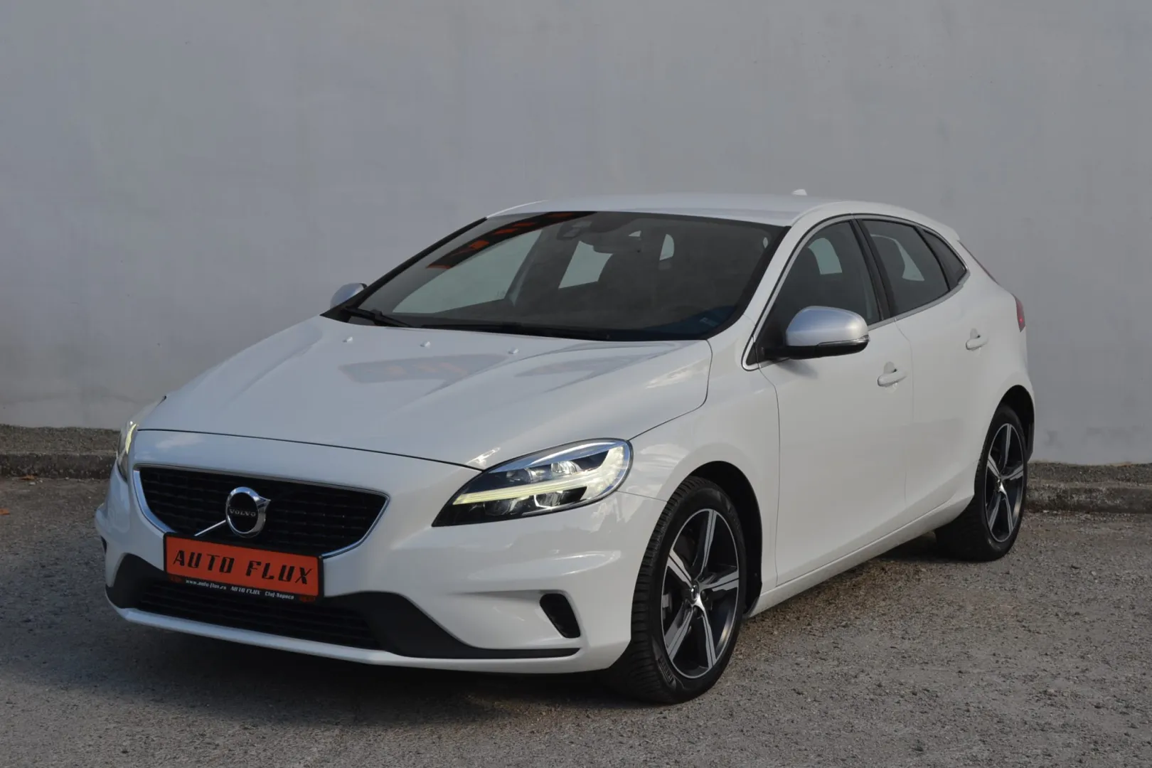 Volvo V40 2.0 D2 Geartronic R-Design