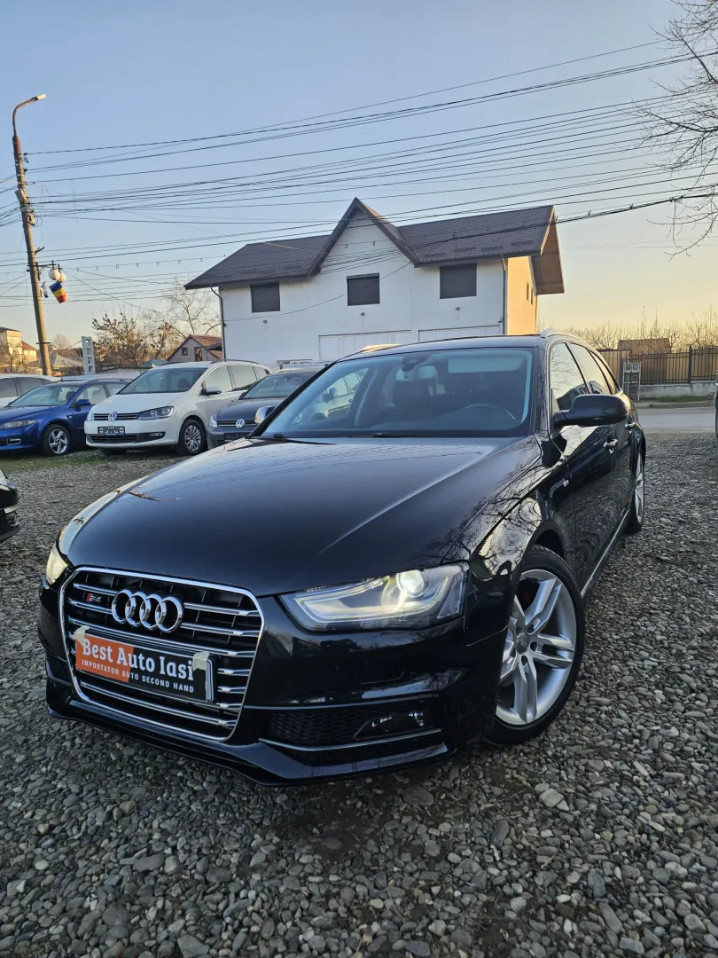 Audi A4 S-Line Quattro Facelift