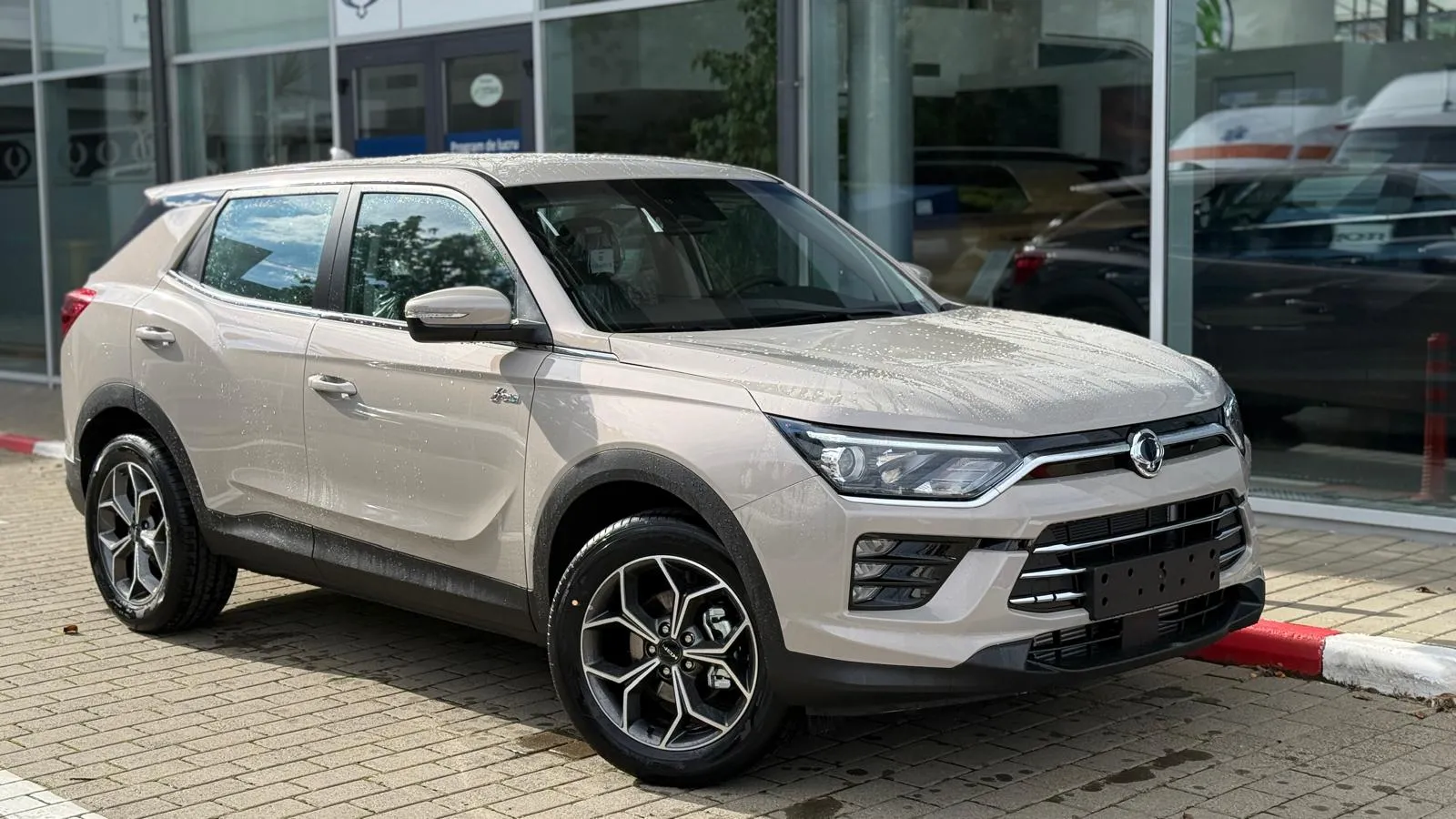KGM Korando CLUB