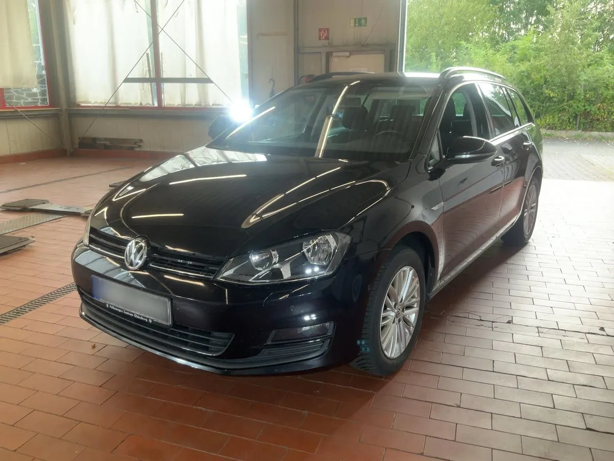 Volkswagen Golf VII 1.6 TDI Cup BlueMotion Tech