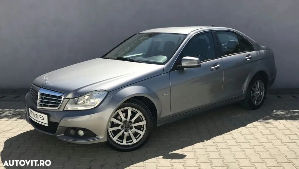 Mercedes-Benz C 200 CDI DPF (BlueEFFICIENCY)