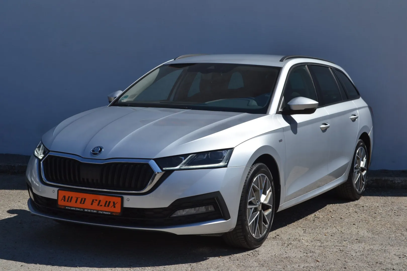 Skoda Octavia 2.0 TDI DSG Tour 115CP 2023