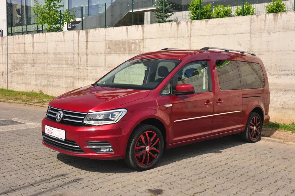 Volkswagen Caddy Maxi 2.0 TDI DSG Highline (7 Locuri) – Monovolumul și utilitara supremă: spațios, versatil și extrem de bine dotat!