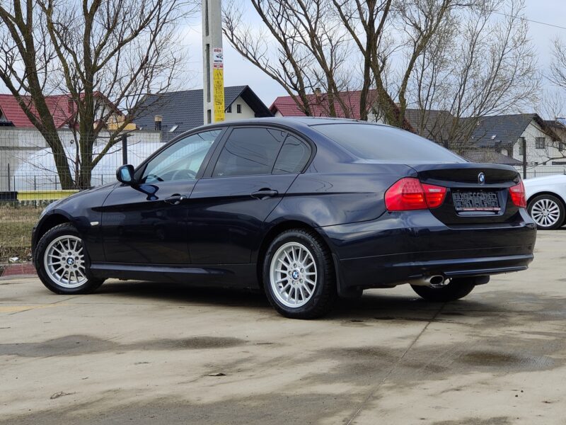 BMW Seria 3 318d