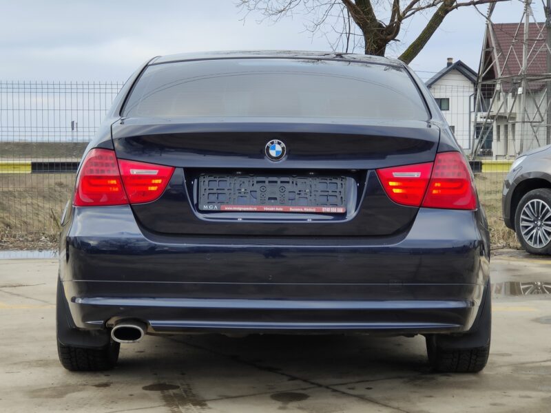 BMW Seria 3 318d