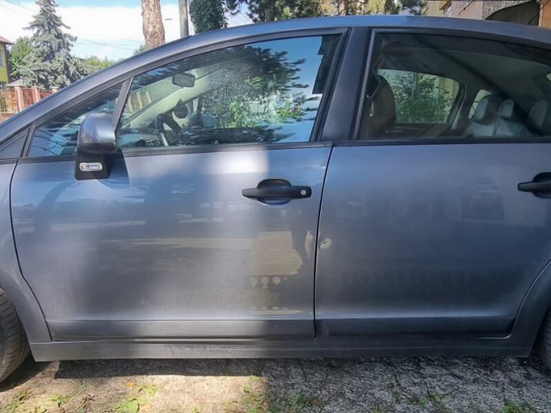 De vânzare Citroen C4 înmatriculat, 2006, carburant benzină+GPL, proprietar.
