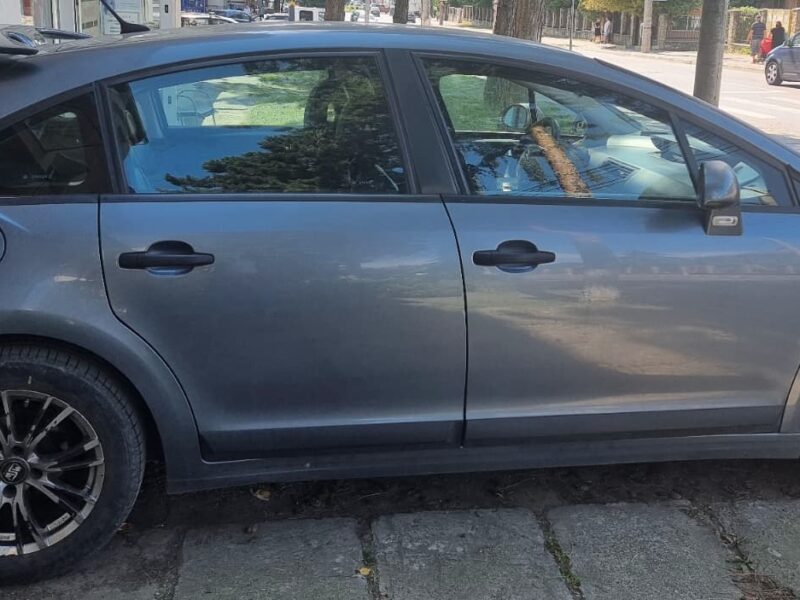 De vânzare Citroen C4 înmatriculat, 2006, carburant benzină+GPL, proprietar.